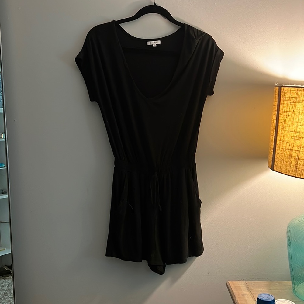Z supply extra small black romper with a tie at the waist